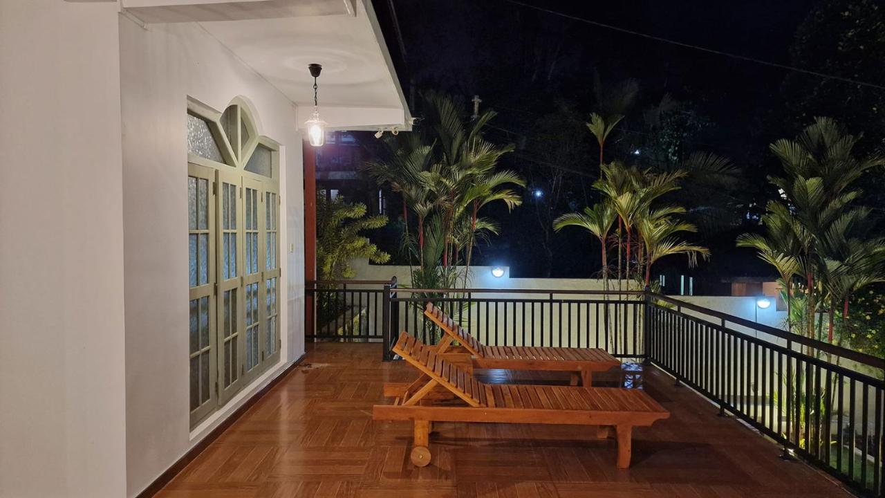 Chill Hill Hikkaduwa Hotel Exterior photo